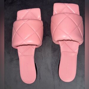 BOTTEGA VENETA Quilted padded sandals - pristine condition